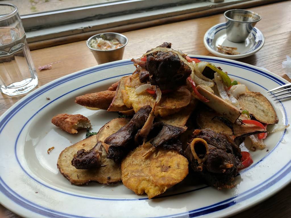 Grandchamps | restaurant | 197 Patchen Ave, Brooklyn, NY 11233, USA | 7184844880 OR +1 718-484-4880