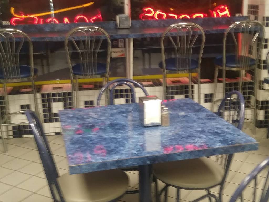 Francesco Steaks | restaurant | 7220 Frankford Ave, Philadelphia, PA 19135, USA | 2153330800 OR +1 215-333-0800