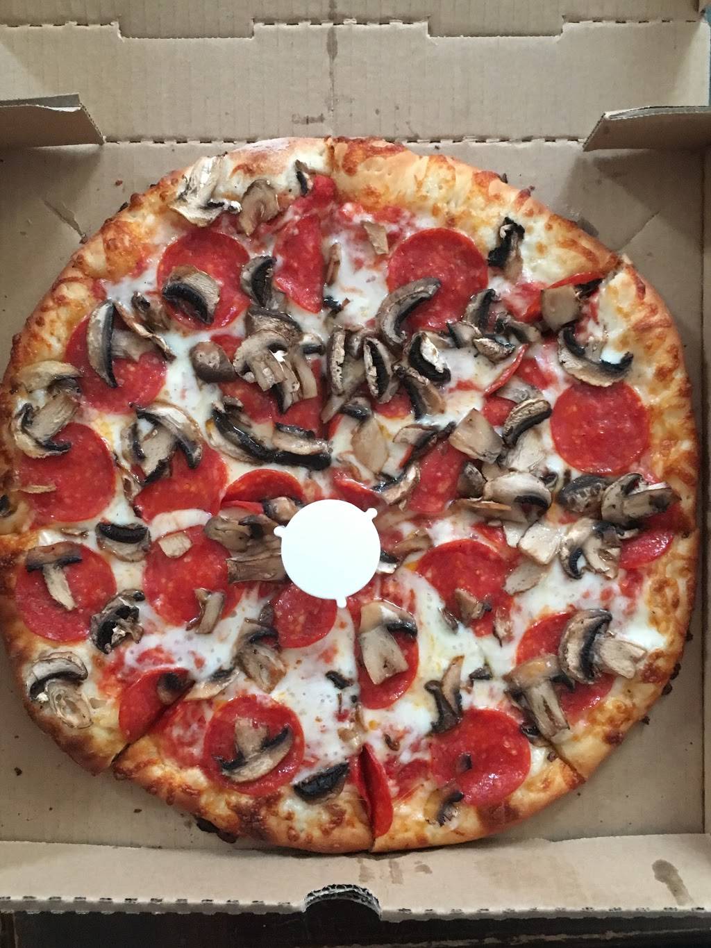 Pinball Pizza | meal delivery | 1731, 2109 W Magnolia Blvd, Burbank, CA 91506, USA | 8188462055 OR +1 818-846-2055