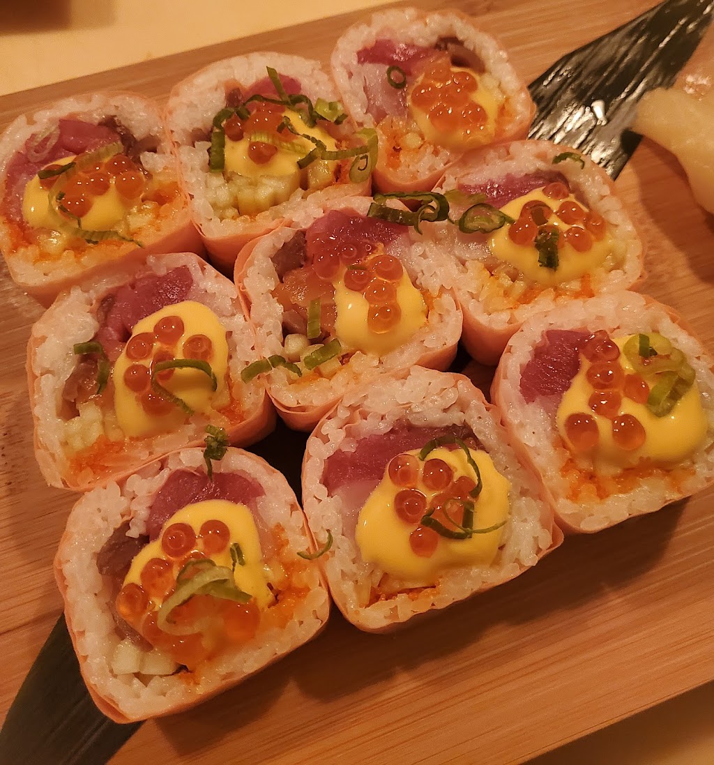 Datzi Sushi | restaurant | Arlen house condominium/ lobby, 100 Bayview Dr #100, Sunny Isles Beach, FL 33160, USA | 3218068371 OR +1 321-806-8371