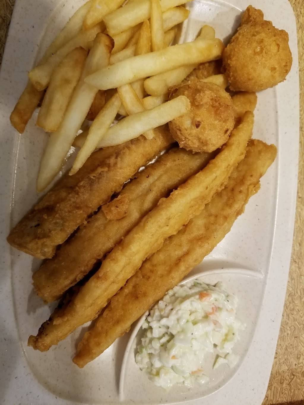 Captain Ds | restaurant | 1438 N Germantown Pkwy, Cordova, TN 38016, USA | 9017585959 OR +1 901-758-5959