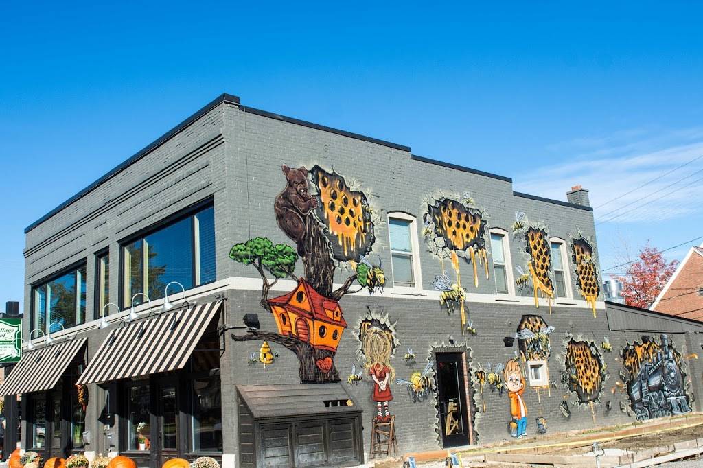 Honey Hole Diner | restaurant | 584 Starkweather St, Plymouth, MI 48170, USA | 7344045900 OR +1 734-404-5900