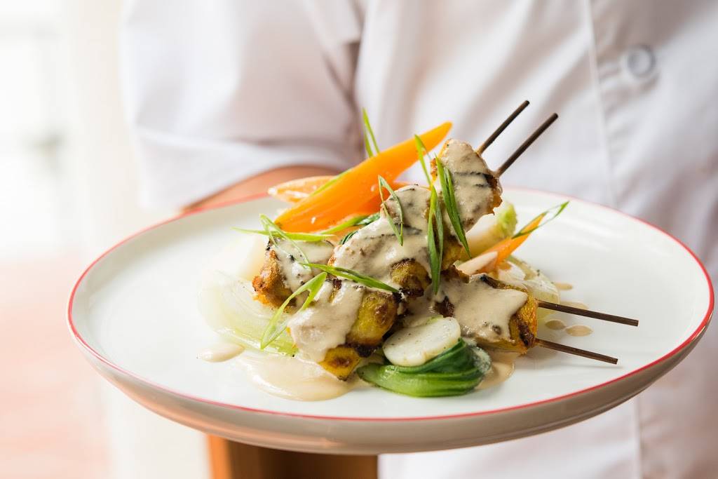 Tangata Restaurant | restaurant | 2002 N Main St, Santa Ana, CA 92706, USA | 7145500906 OR +1 714-550-0906