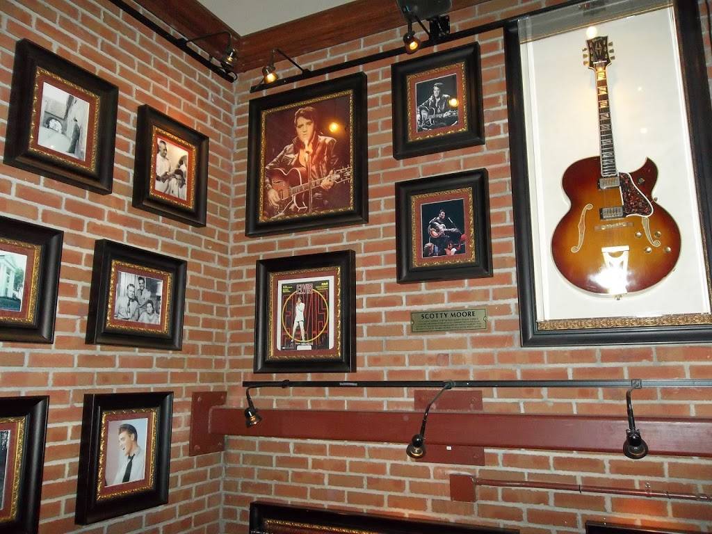 Applebees Grill + Bar | restaurant | 2114 Union Ave, Memphis, TN 38104, USA | 9017257136 OR +1 901-725-7136