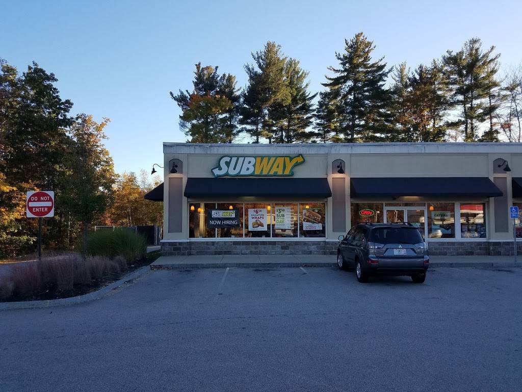 Subway | restaurant | 66 NH-27, Raymond, NH 03077, USA | 6032441952 OR +1 603-244-1952