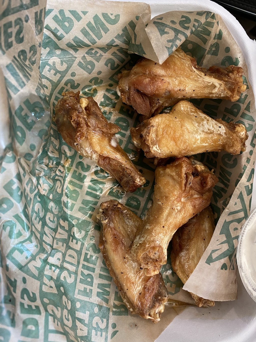 Wingstop | restaurant | 817 Maiden Choice Ln, Catonsville, MD 21228, USA | 4435756072 OR +1 443-575-6072