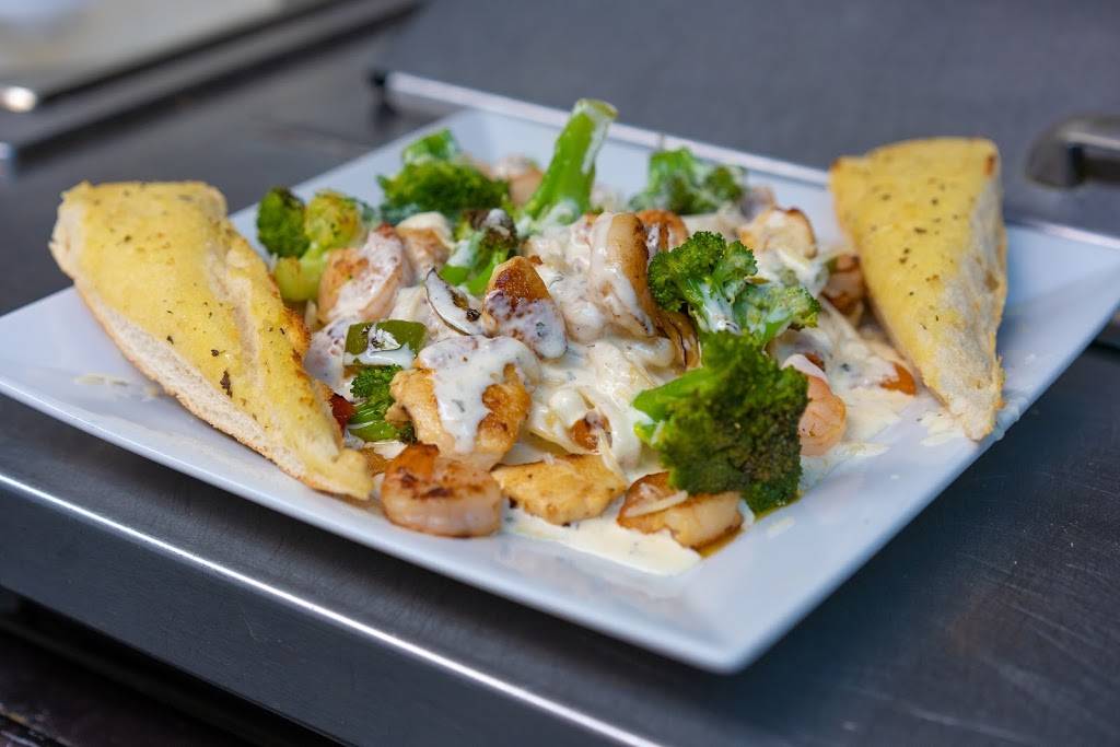 Chucktown Bar & Grill | restaurant | Savannah Hwy 2467 Unit 5E, Charleston, SC 29414, USA | 8438725668 OR +1 843-872-5668