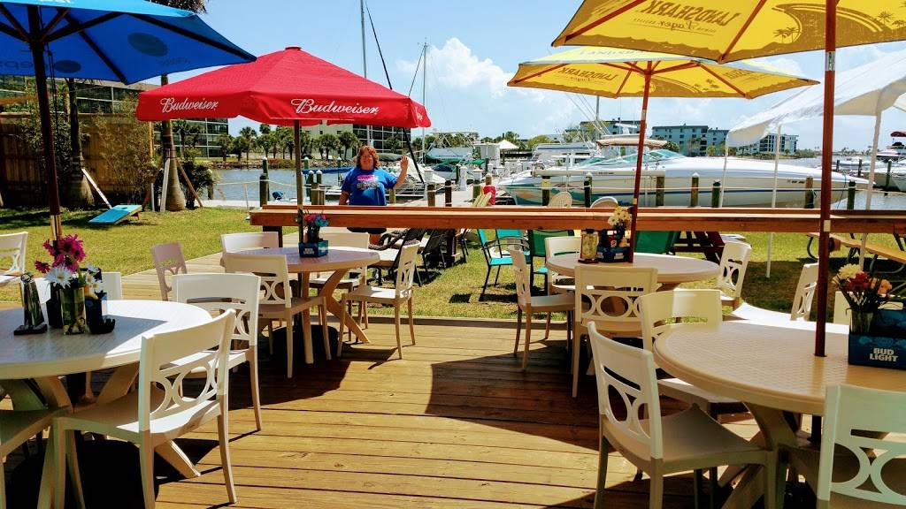 Island Time Marina & Restaurant | restaurant | 400 W Cocoa Beach Causeway, Cocoa Beach, FL 32941, USA | 3216134852 OR +1 321-613-4852