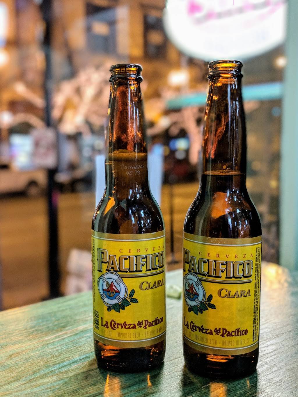 Flacos Tacos | restaurant | 46 E Chicago Ave, Chicago, IL 60611, USA | 3122668226 OR +1 312-266-8226