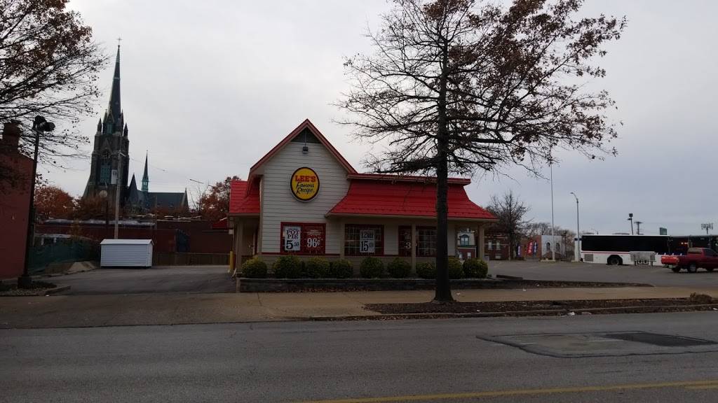 Lees Famous Recipe Chicken | restaurant | 2629 S Jefferson Ave, St. Louis, MO 63118, USA | 3147719546 OR +1 314-771-9546