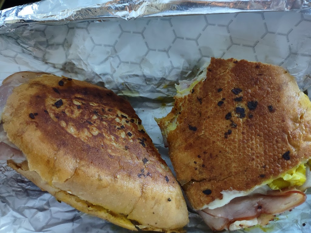 Cahalls Deli | restaurant | 416 W 23rd St, Panama City, FL 32405, USA | 8507697739 OR +1 850-769-7739