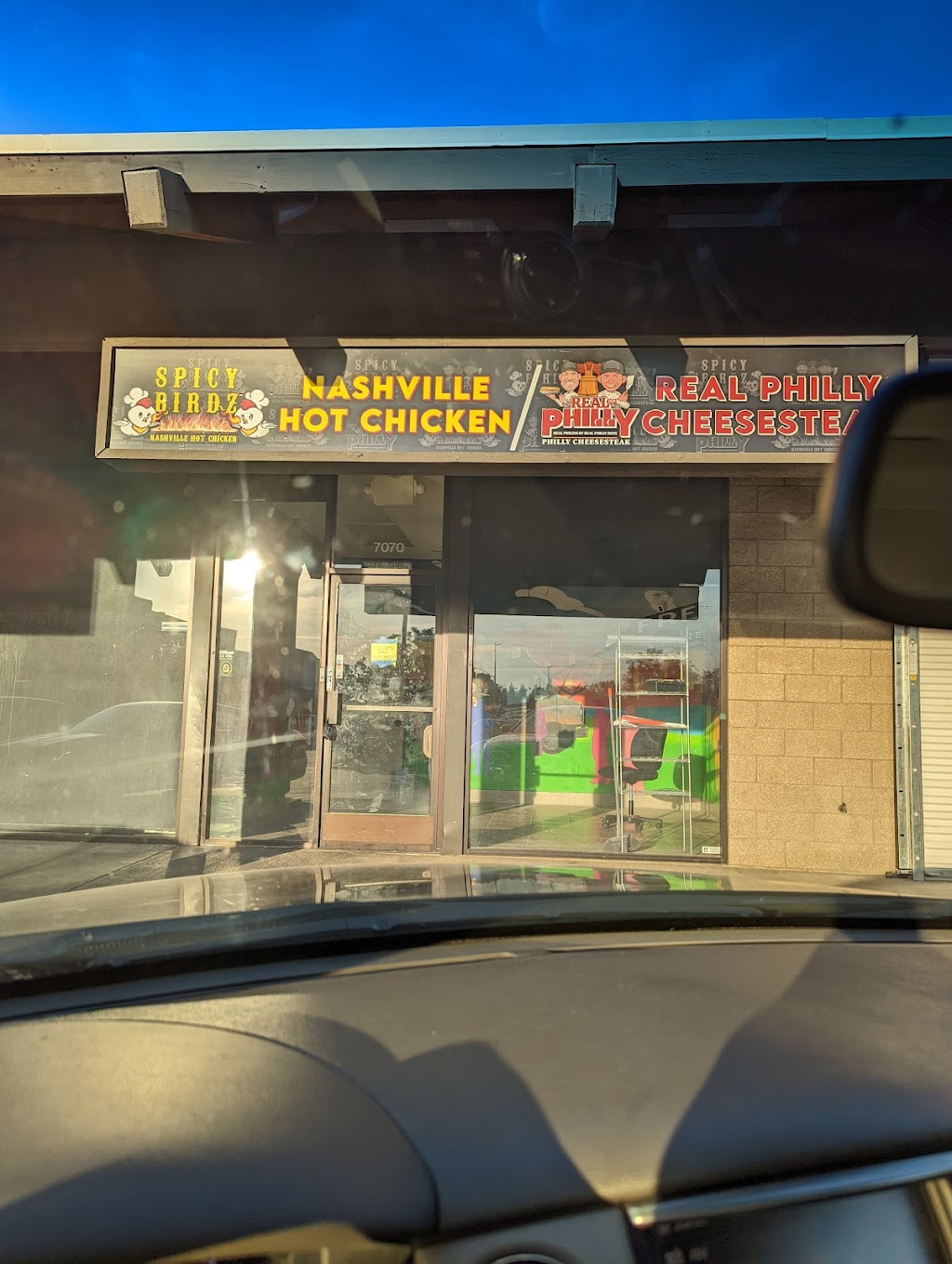 Spicy Birdz | restaurant | 7070 N West Ave, Fresno, CA 93711, USA | 5594373898 OR +1 559-437-3898