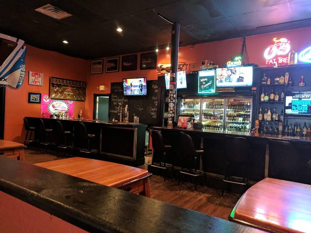 Boneyard Grill | restaurant | 513 Clifty Dr, Madison, IN 47250, USA | 8122732663 OR +1 812-273-2663