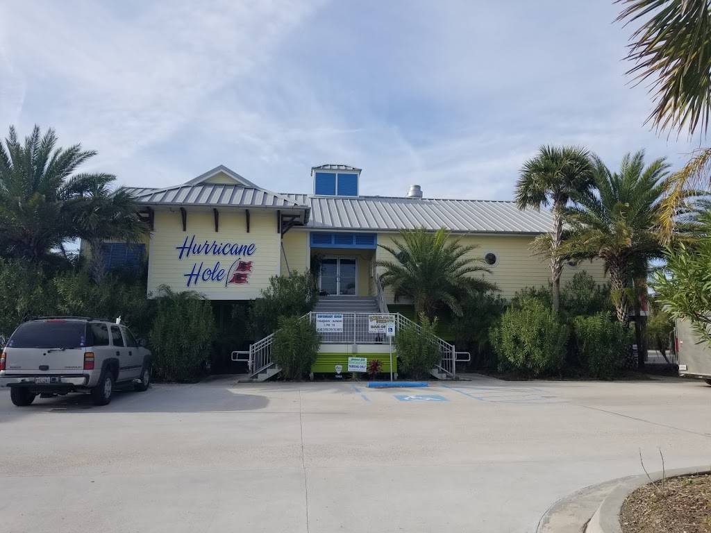 Hurricane Hole | restaurant | 1851 LA-1, Grand Isle, LA 70358, USA | 9857873663 OR +1 985-787-3663