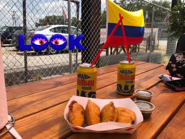 Empanadas y Arepas JOVI | restaurant | 7767 Culebra Rd, San Antonio, TX 78251, USA | 2108015514 OR +1 210-801-5514