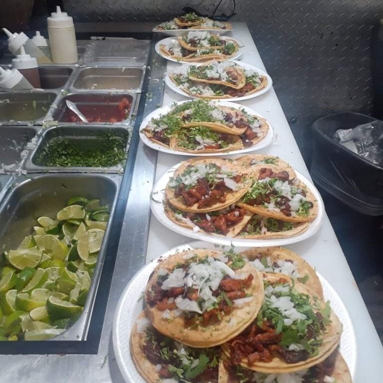 Tacos la flamita Milwaukee wi | restaurant | 1920 W National Ave, Milwaukee, WI 53204, USA | 4143348950 OR +1 414-334-8950