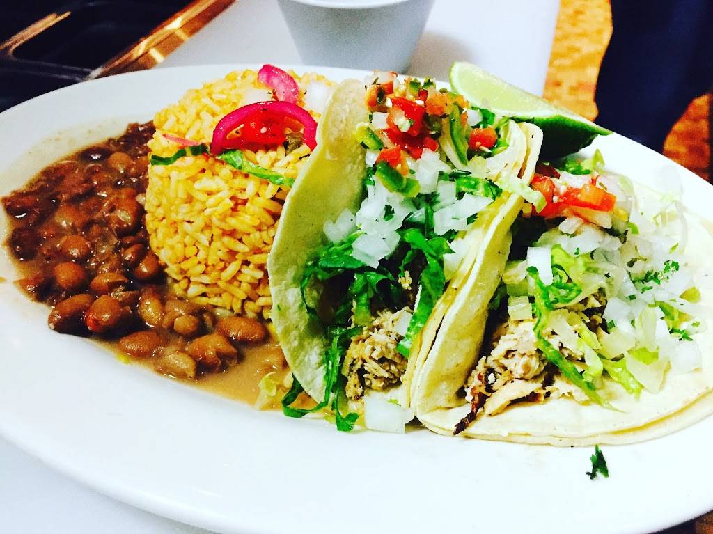 El Kucho | restaurant | 141 Wilson Ave, Brooklyn, NY 11237, USA | 9179665124 OR +1 917-966-5124