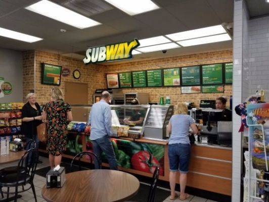 Subway | restaurant | 2427 E Andrew Johnson Hwy, Morristown, TN 37814, USA | 4235850312 OR +1 423-585-0312