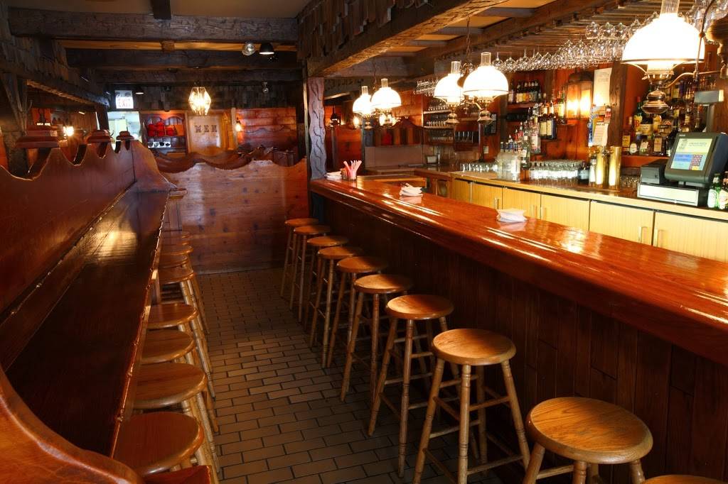 Chicago Pizza and Oven Grinder Company | restaurant | 2121 N Clark St, Chicago, IL 60614, USA | 7732482570 OR +1 773-248-2570