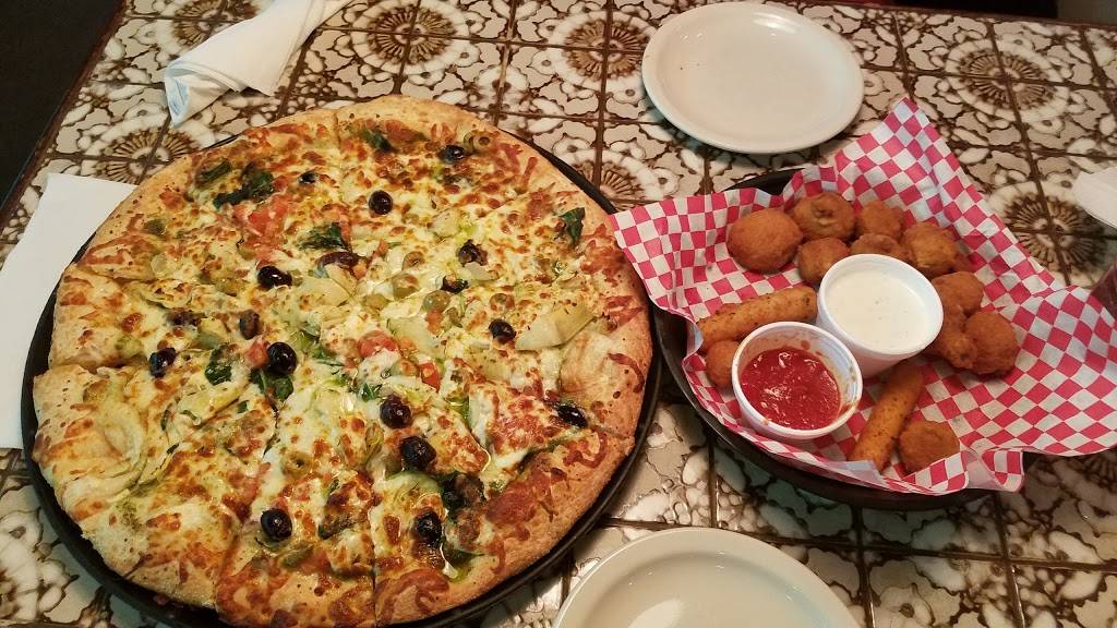 Spankys Homemade Pizza & Bar | restaurant | 4659 Telephone Rd, Houston, TX 77087, USA | 7136433867 OR +1 713-643-3867