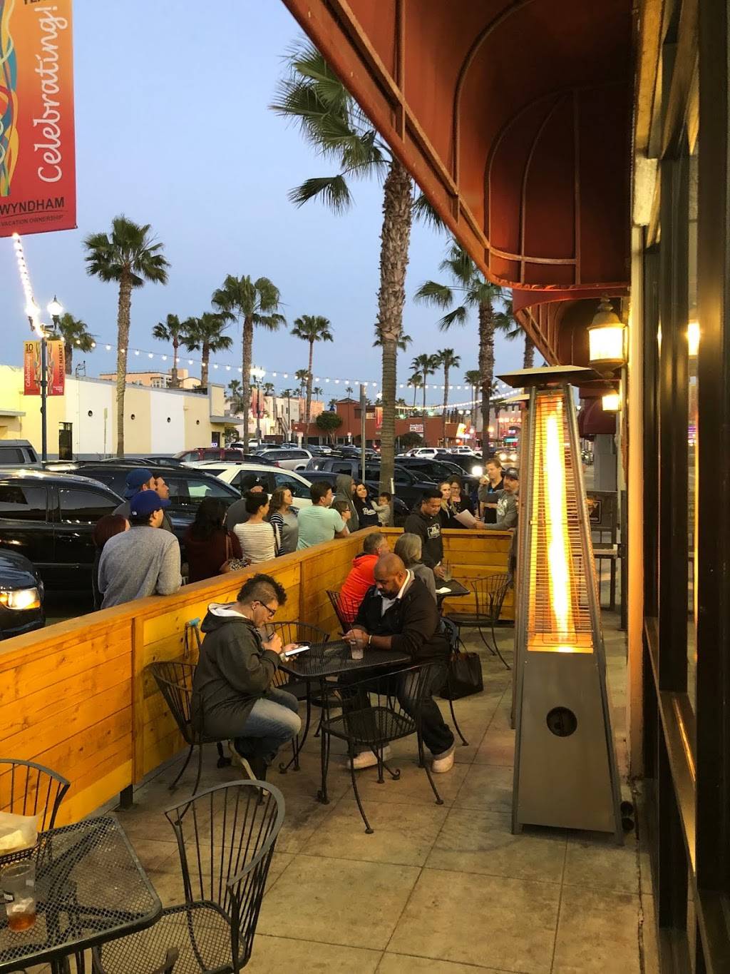 Señor Grubbys | restaurant | 311 N Tremont St, Oceanside, CA 92054, USA | 7603174317 OR +1 760-317-4317