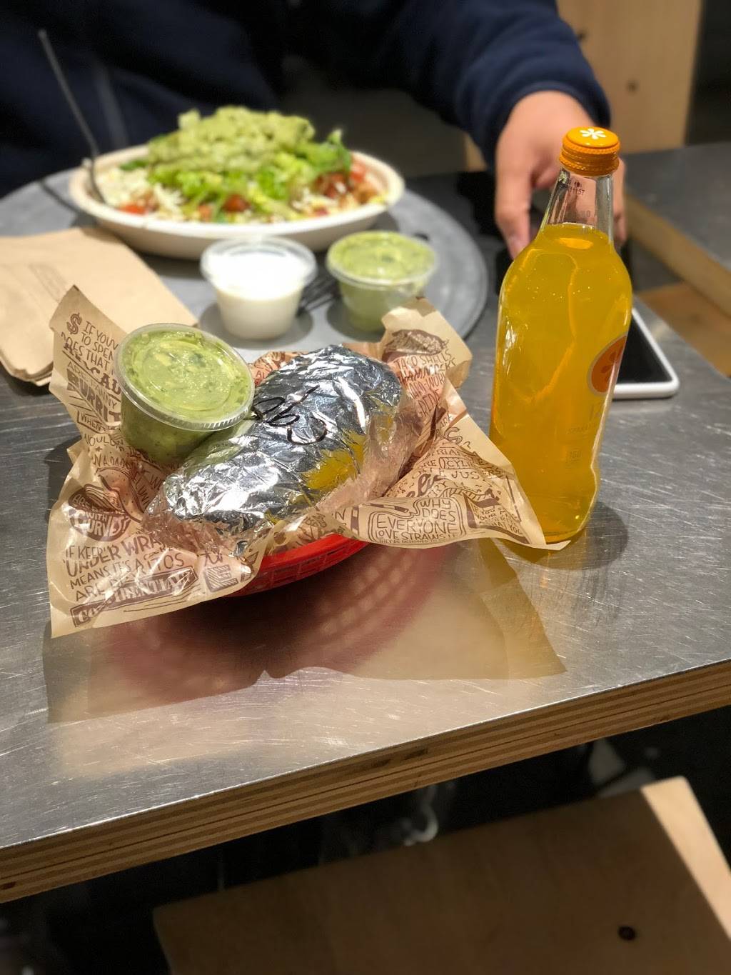 Chipotle Mexican Grill | restaurant | 1090 The Arches Cir, Deer Park, NY 11729, USA | 6315860301 OR +1 631-586-0301