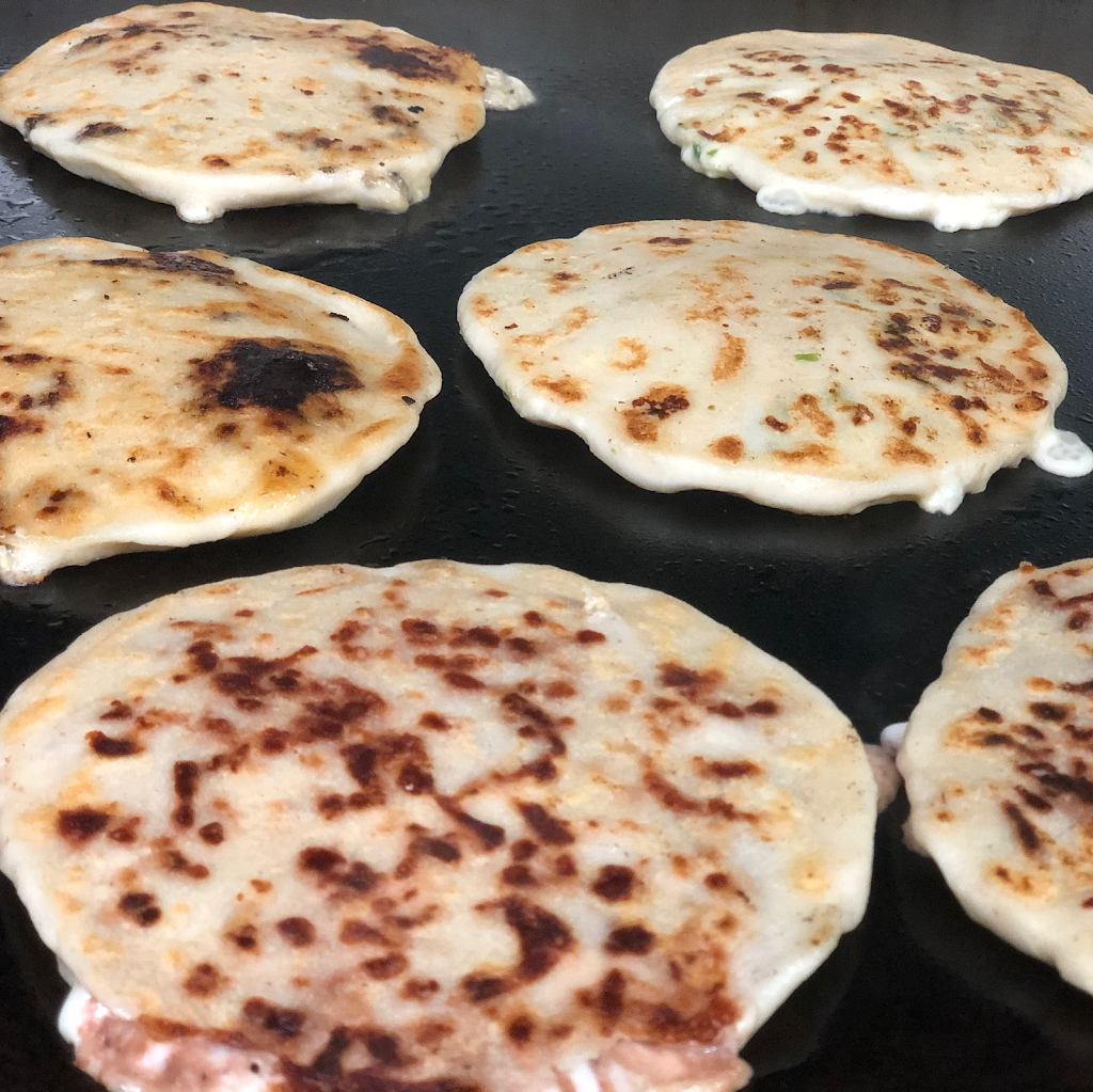 El Rincón Latino Restaurant | cafe | 6841 Longview Rd, Kansas City, MO 64134, USA | 8162986476 OR +1 816-298-6476