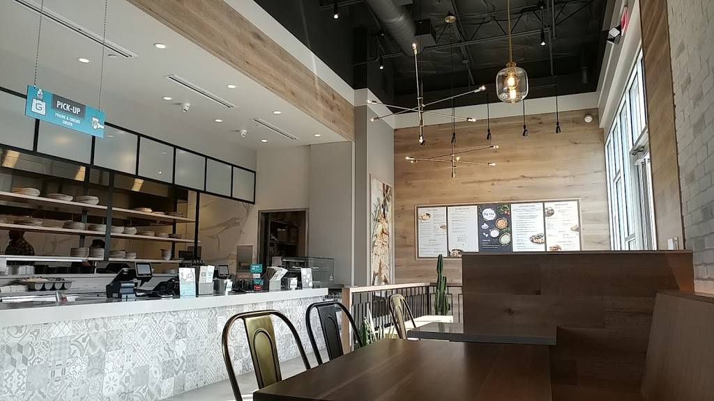 Luna Grill | restaurant | 8165 Walnut Hill Ln #1300, Dallas, TX 75231, USA | 4694808480 OR +1 469-480-8480