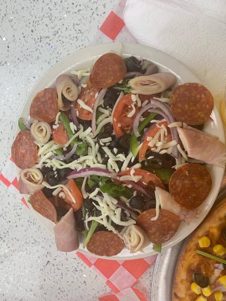 Gold Pizza Coffee | restaurant | 401 71st St, Miami Beach, FL 33141, USA | 7863480642 OR +1 786-348-0642