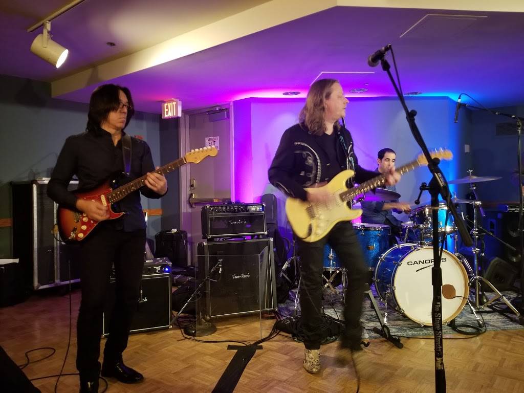 Regattabar | night club | 1 Bennett St, Cambridge, MA 02138, USA | 6176615000 OR +1 617-661-5000