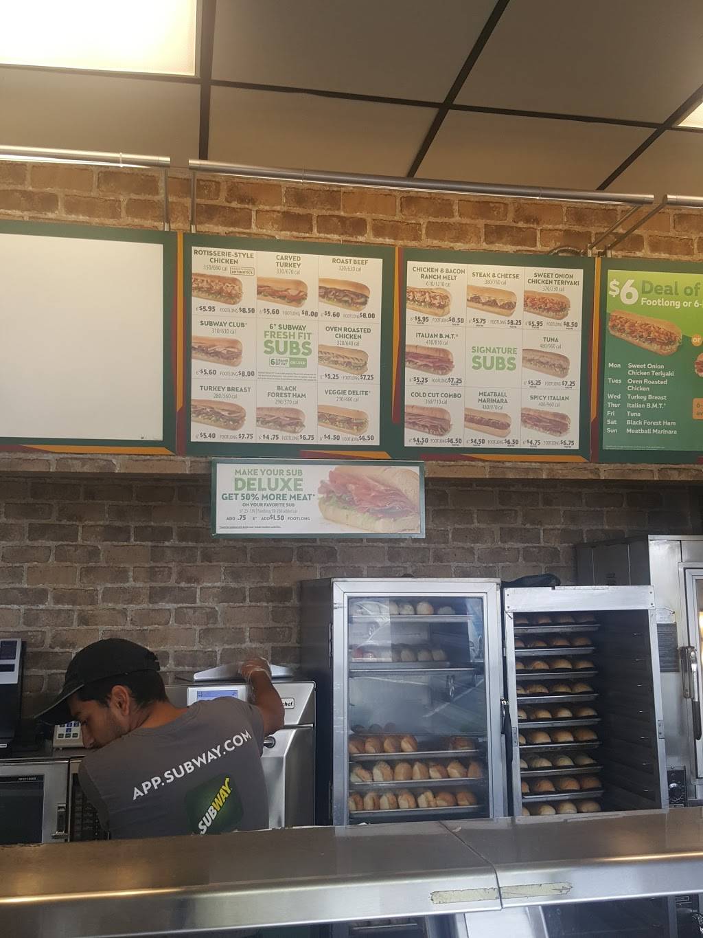 Subway | restaurant | Raleys Shopping Center, 7459 Watt Ave Suite 113, North Highlands, CA 95660, USA | 8333668564 OR +1 833-366-8564