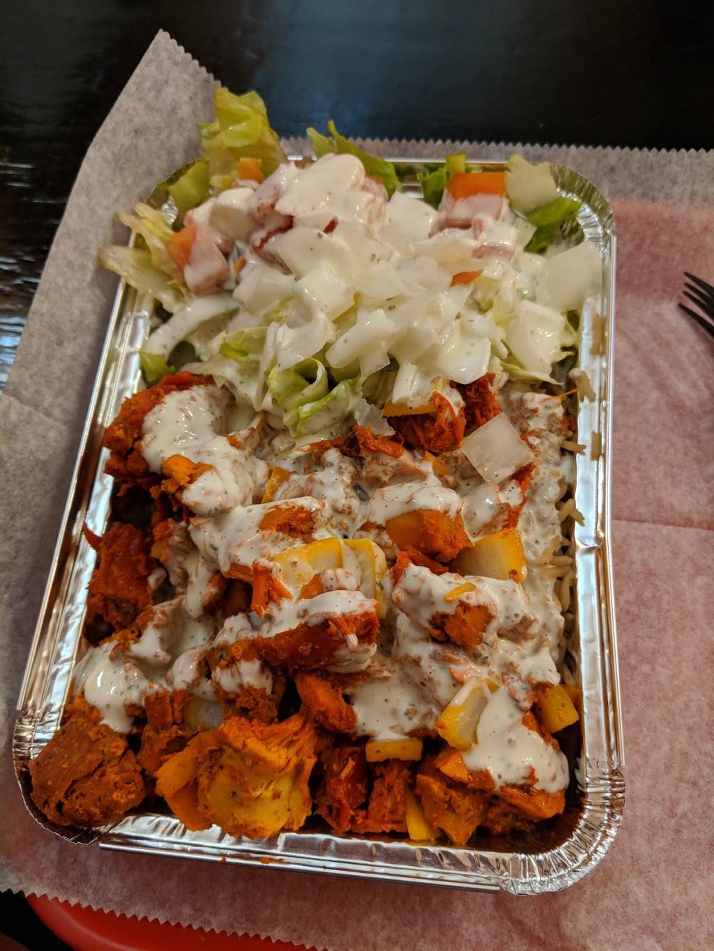 Shah’s Halal Food | restaurant | 3334 Hillside Avenue, New Hyde Park, NY 11040, USA | 5162794422 OR +1 516-279-4422