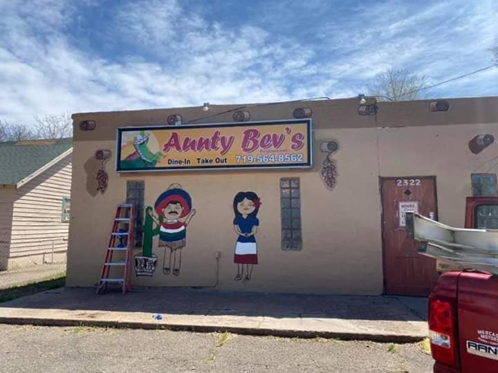 Aunty Bevs | restaurant | 2322 Lake Ave, Pueblo, CO 81004, USA | 7195648562 OR +1 719-564-8562