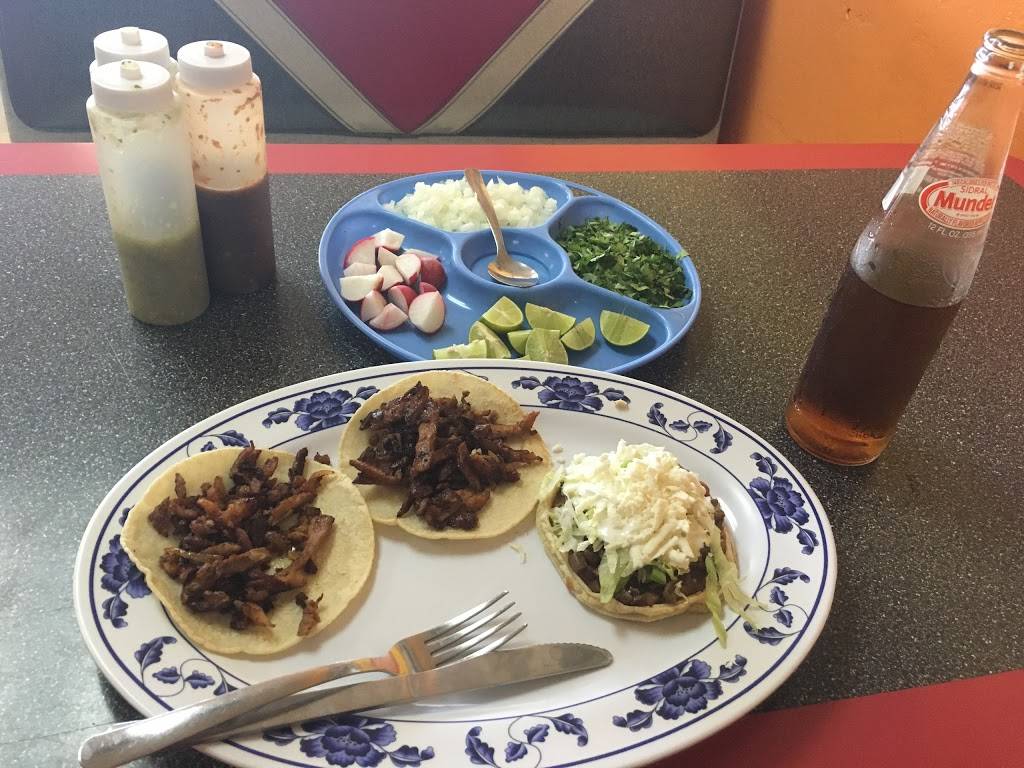 El Gallo De Lagos | restaurant | 730 E Brown Rd, Mesa, AZ 85203, USA | 4806100755 OR +1 480-610-0755