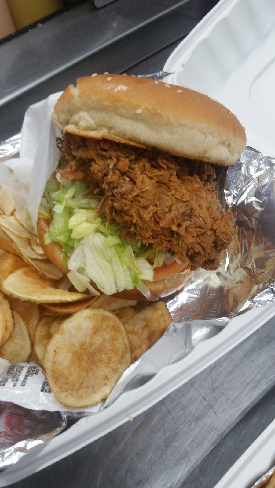 Texas PO Boys Food Truck | restaurant | New Braunfels St, New Braunfels, TX 78130, USA | 8305000034 OR +1 830-500-0034