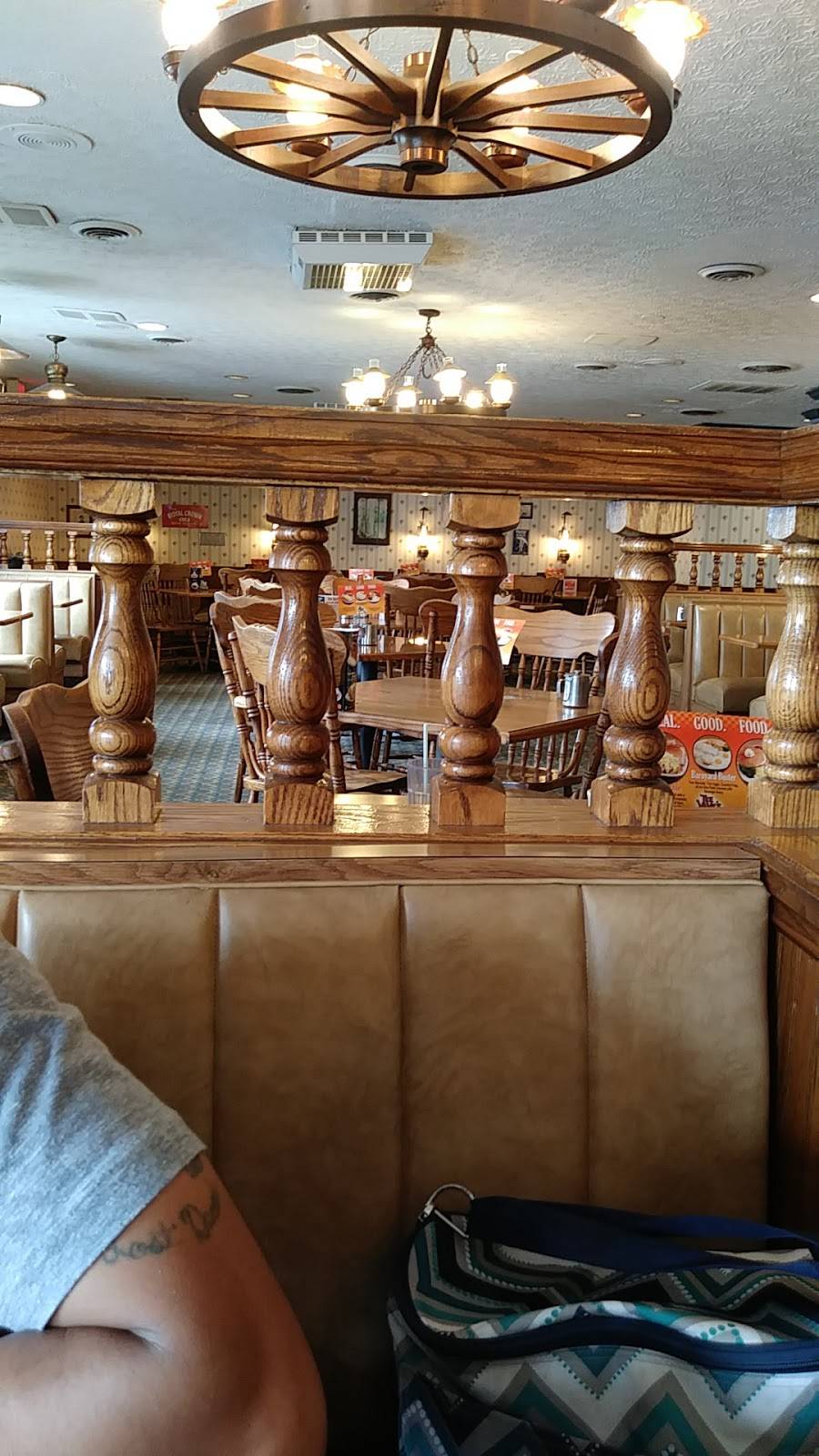 Tee Jayes Country Place | restaurant | 1385 Parsons Ave, Columbus, OH 43206, USA | 6144446291 OR +1 614-444-6291