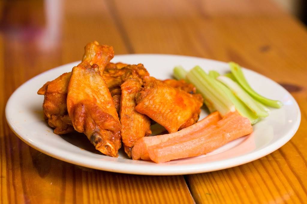 Sideliners Grill | restaurant | 15630 Henderson Pass, San Antonio, TX 78232, USA | 2104040121 OR +1 210-404-0121