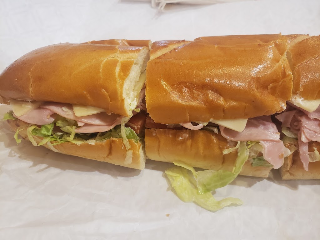 Wegmans Meals 2GO | meal takeaway | 4287 Genesee Valley Plaza Rd, Geneseo, NY 14454, USA | 5852439000 OR +1 585-243-9000