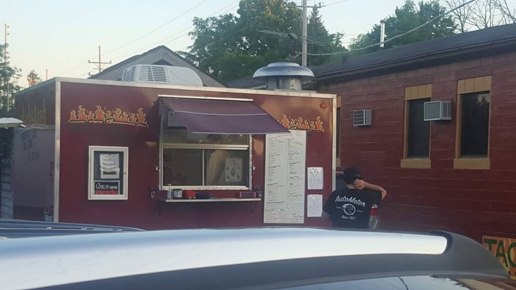 Buffalos Grill Taco Truck | restaurant | 560 Dekalb Ave, Sycamore, IL 60178, USA | 8157572504 OR +1 815-757-2504