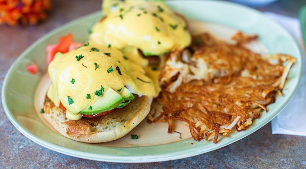 Luckys Restaurant & Bar | restaurant | 1401 Marvin Rd NE STE 310, Lacey, WA 98516, USA | 3609723300 OR +1 360-972-3300