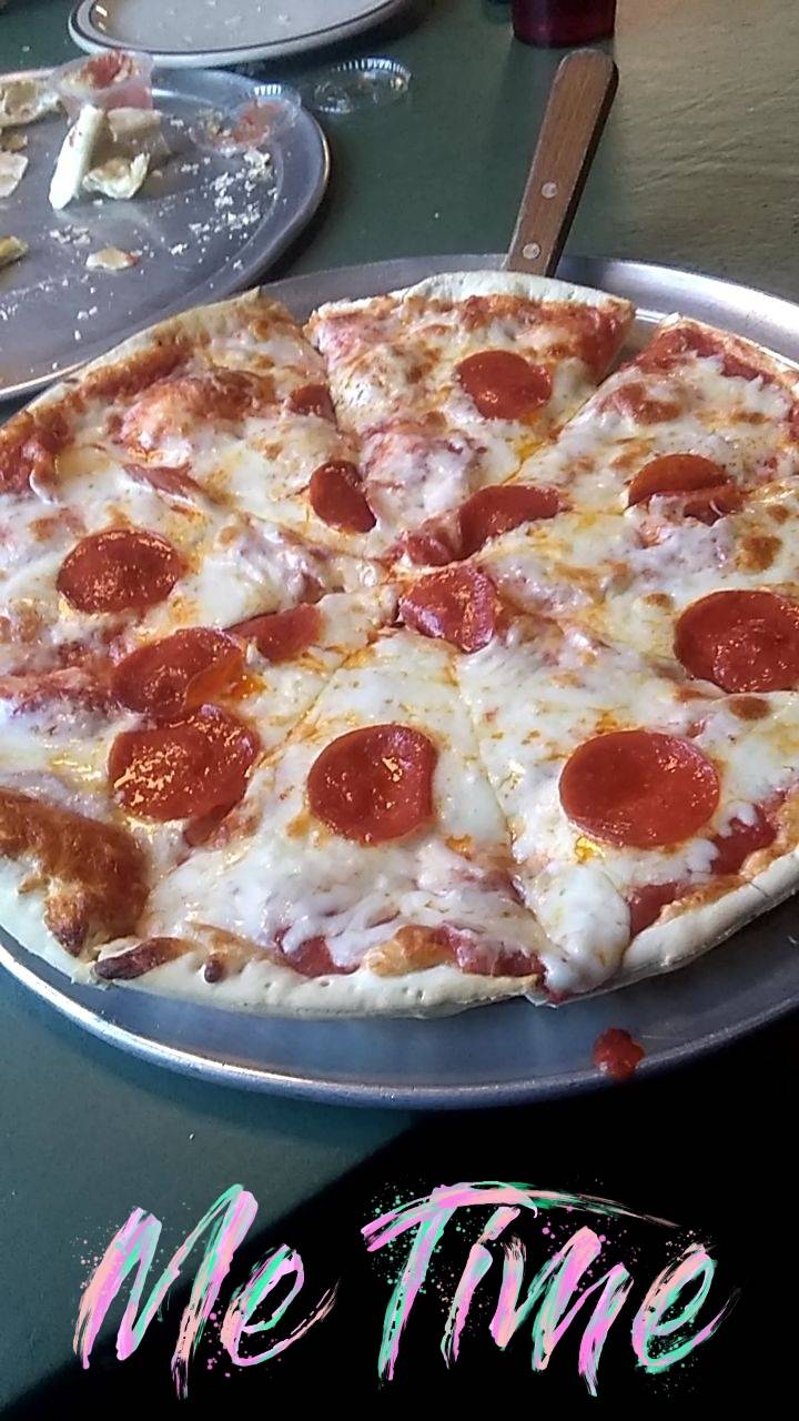 Daddios | restaurant | 135 S Poplar St, Lebanon Junction, KY 40150, USA | 5028332869 OR +1 502-833-2869