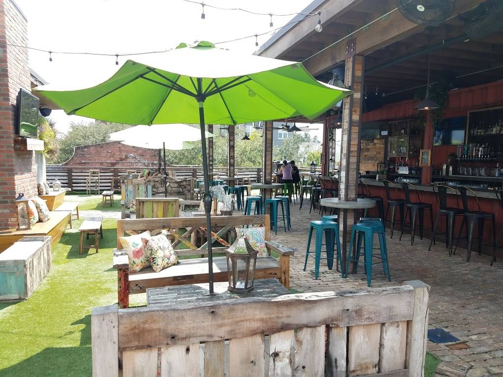 The Whole Enchilada Fresh Mexican Grill & Bar | restaurant | 129 W Plant St, Winter Garden, FL 34787, USA | 4073479699 OR +1 407-347-9699