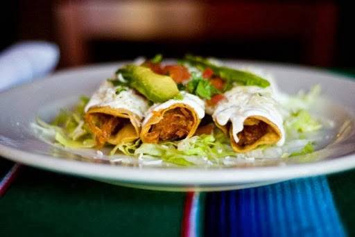 Little Mexican Cafe | cafe | 581 Main St, New Rochelle, NY 10801, USA | 9146363926 OR +1 914-636-3926