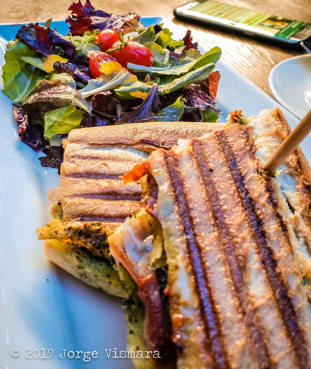 Atmosphere Mar Vista | restaurant | 12034 Venice Blvd, Los Angeles, CA 90066, USA | 3104370144 OR +1 310-437-0144