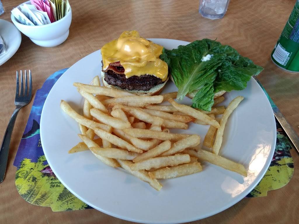 Breezeway Restaurant | restaurant | 634 Channel Blvd, Topsail Beach, NC 28445, USA | 9103284302 OR +1 910-328-4302