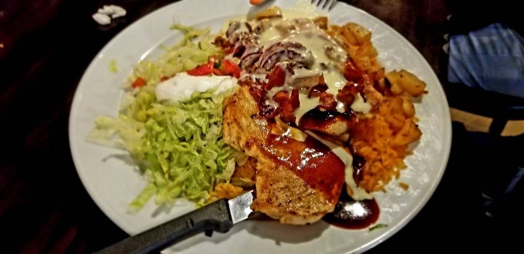 Poblanos Mexican Bar & Grill | restaurant | 808 Friendly Center Rd, Greensboro, NC 27408, USA | 3362999898 OR +1 336-299-9898