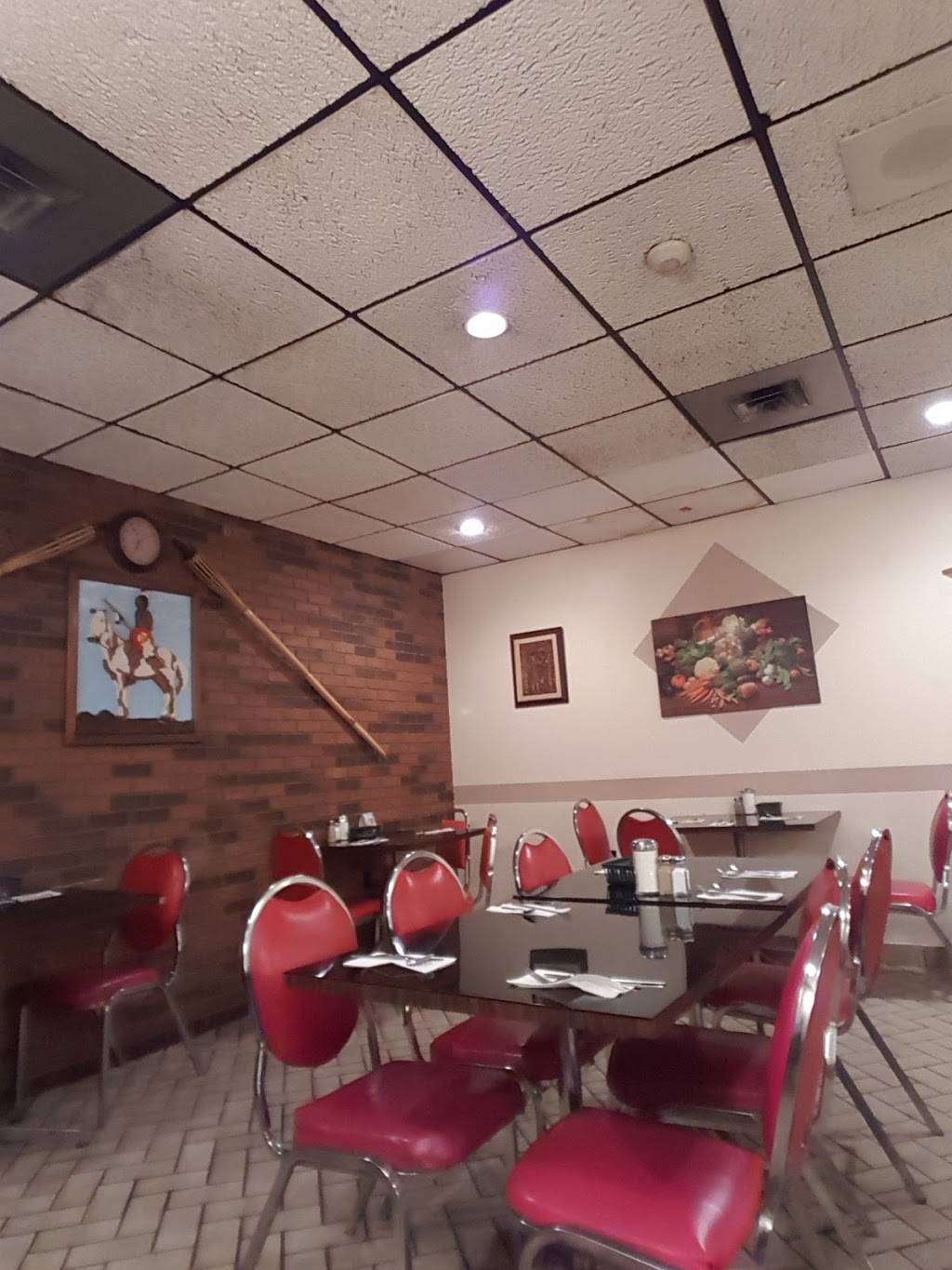 Johnsons Restaurant | restaurant | 2414 Division Rd, Windsor, ON N8W 3W4, Canada | 5199699426 OR +1 519-969-9426