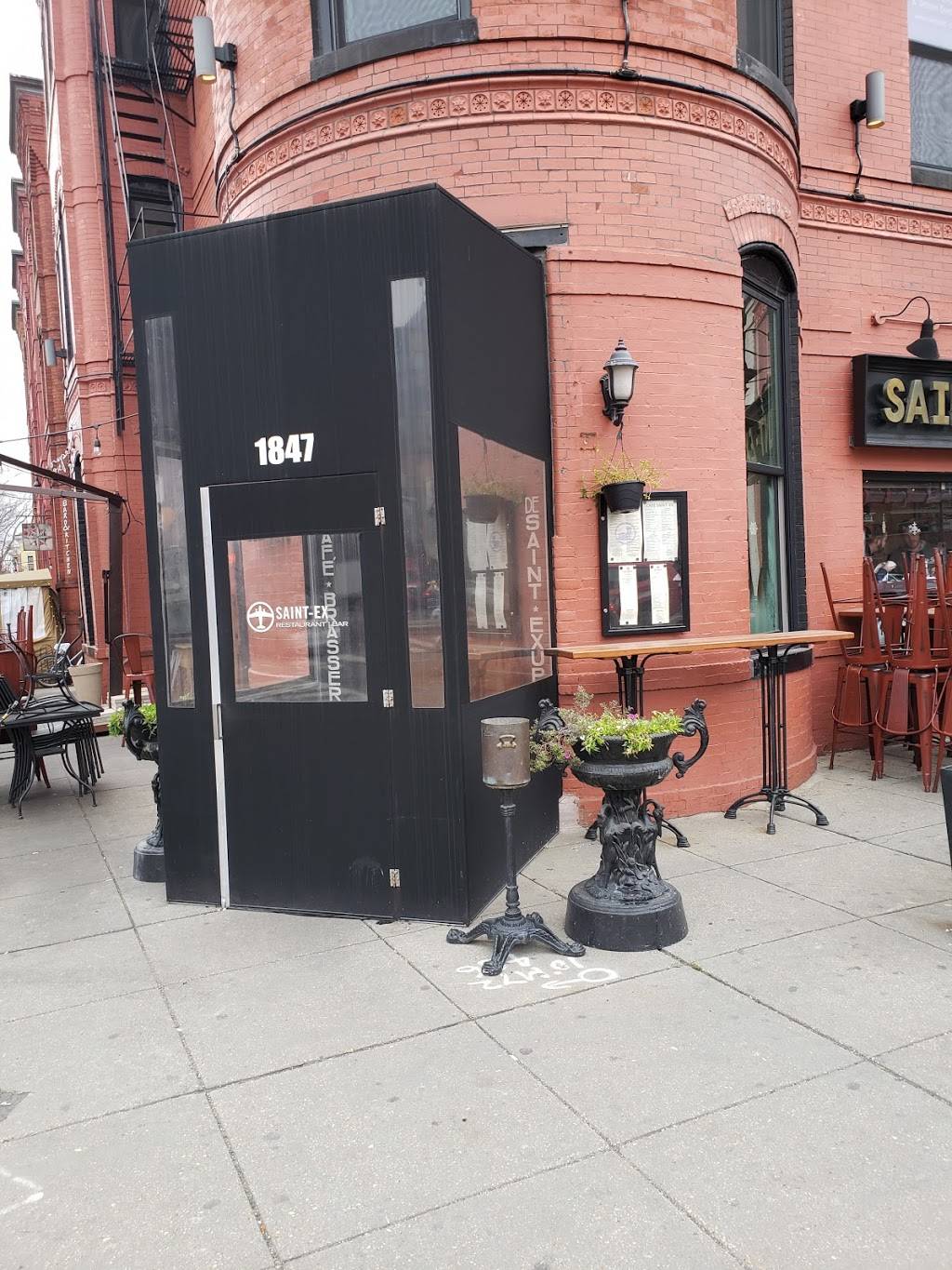Cafe Saint-Ex | restaurant | 1847 14th St NW, Washington, DC 20009, USA | 2022657839 OR +1 202-265-7839