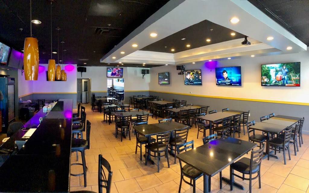 Wings City | restaurant | 5555 Sky Pkwy #243, Sacramento, CA 95823, USA | 9165947659 OR +1 916-594-7659