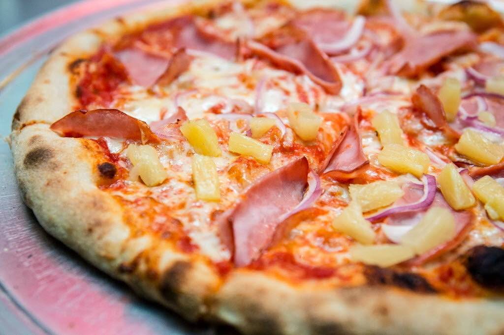 Craft Pizza | meal takeaway | 1252 N Damen Ave, Chicago, IL 60622, USA | 7734427238 OR +1 773-442-7238